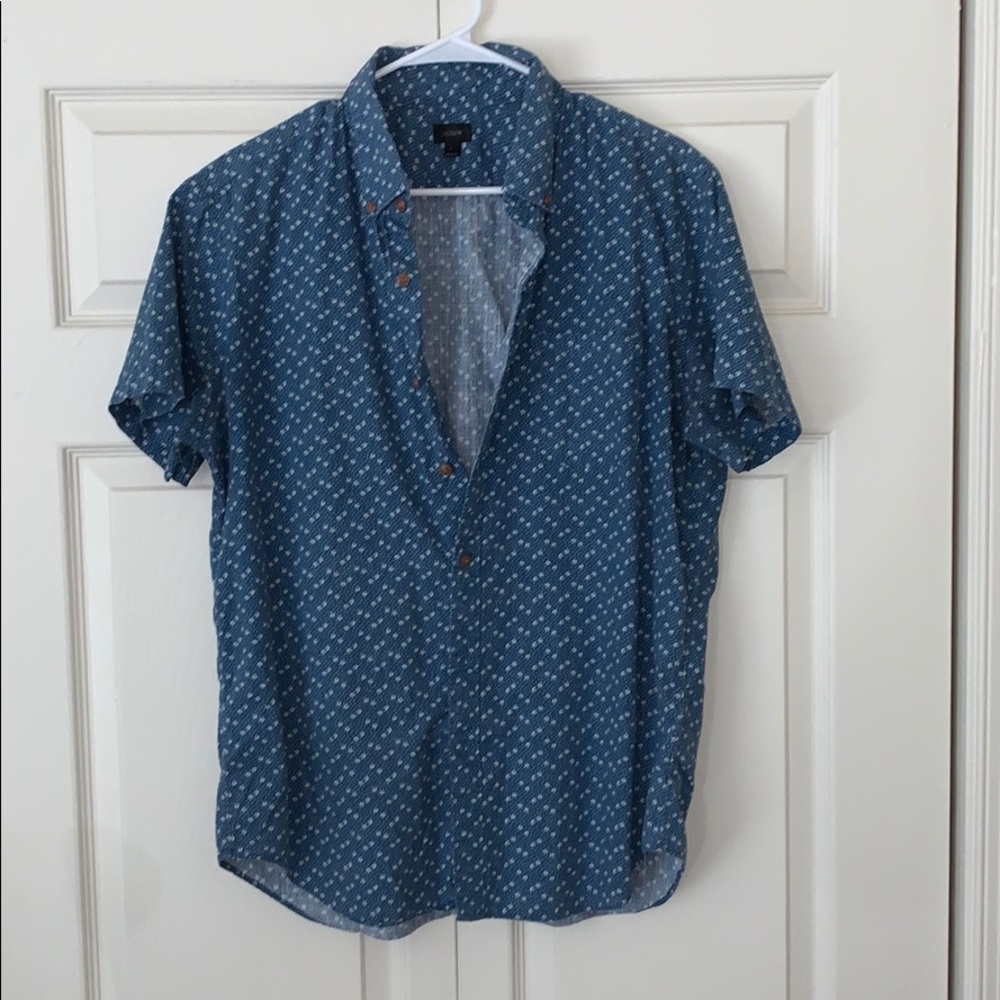 Large men’s Jcrew Button Down short sleeve